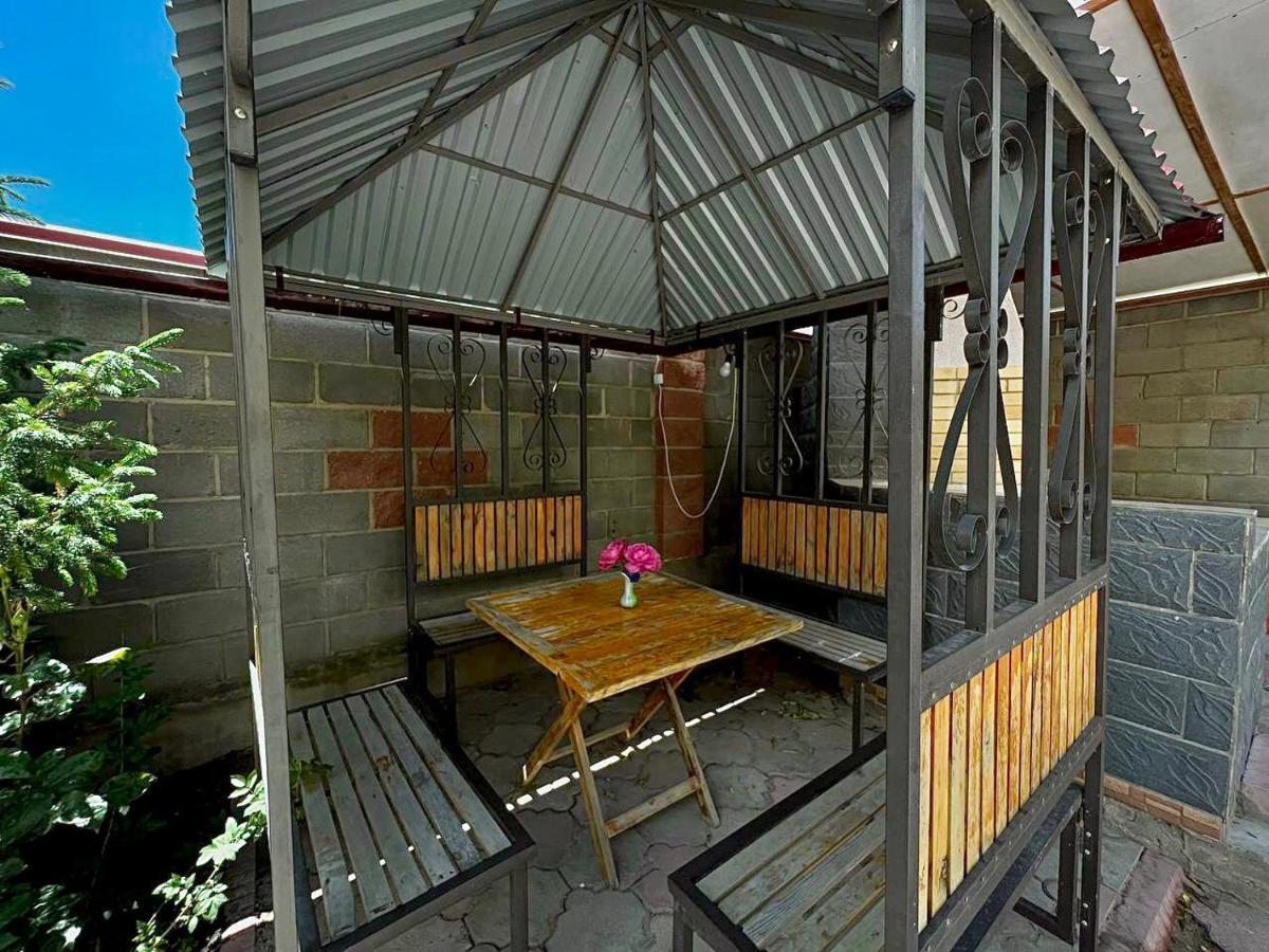 Tan Nuru Guest House Гостевой Дом Тан Нуру Cholpon-Ata Exterior photo